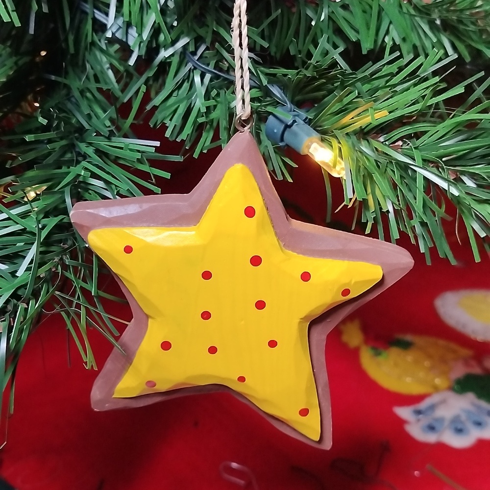 Star Christmas Ornament that looks like an Iced Sugar Cookie